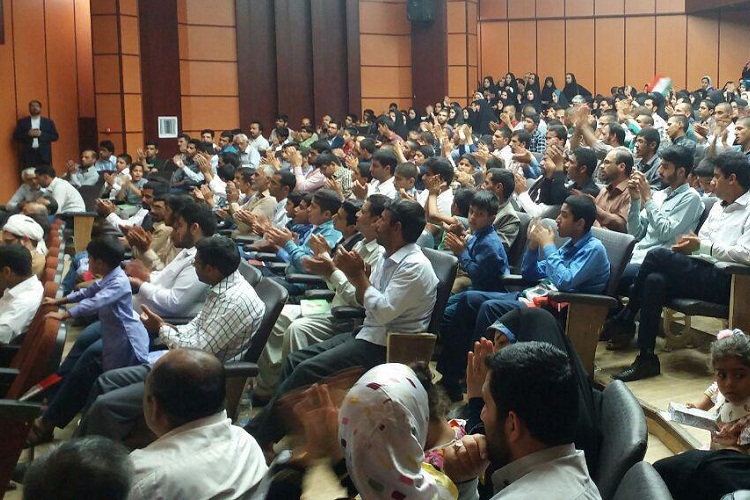 تصاویری از همایش 313 همنام امام زمان(عج) در زابل