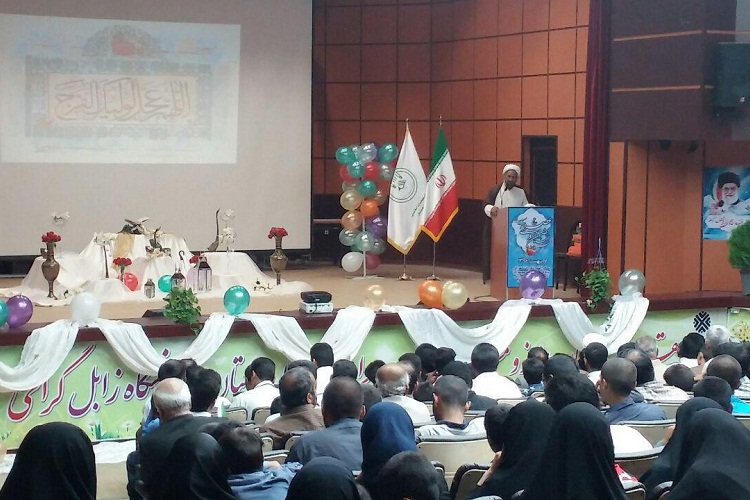 تصاویری از همایش 313 همنام امام زمان(عج) در زابل