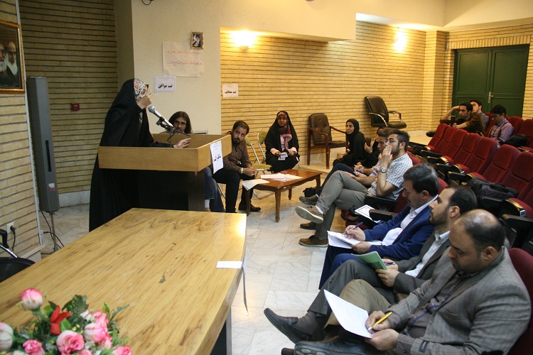 مسابقات نیمه نهایی مناظرات دانشجویی استان قم