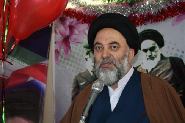 مدیران نظام اسلامی تجملاتی نباشند