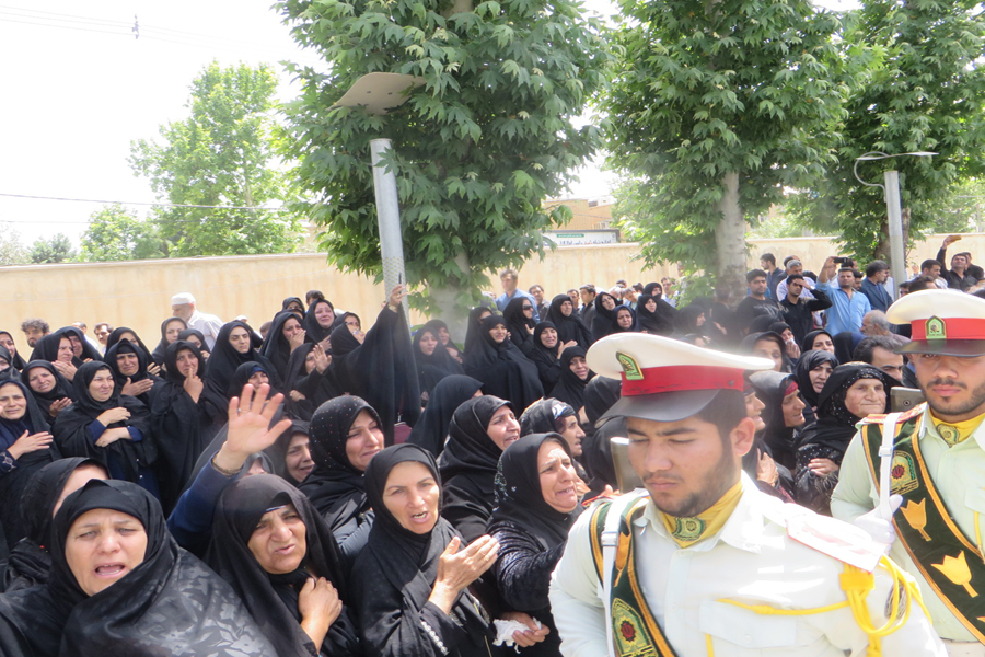گزارش تصویری تشییع شهید علی‎بخش حسنوند در خرم‌آباد
