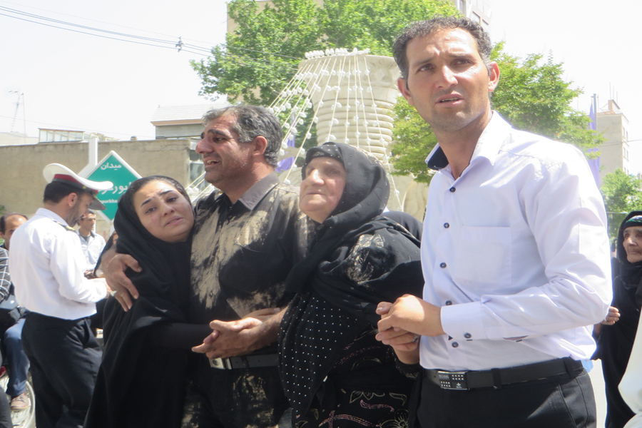 گزارش تصویری تشییع شهید علی‎بخش حسنوند در خرم‌آباد