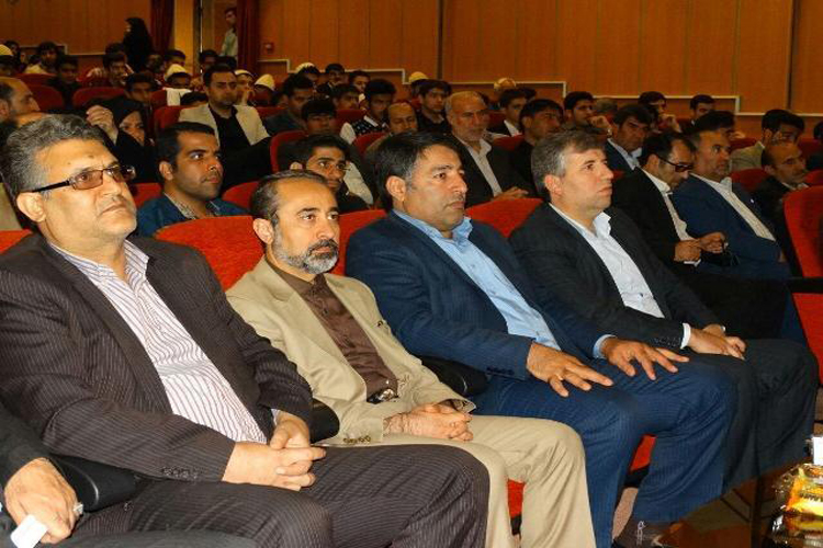 خشونت؛ چالش دنیای معاصر/محبت، رمز تاثیرگذاری تعلیم و تربیت است