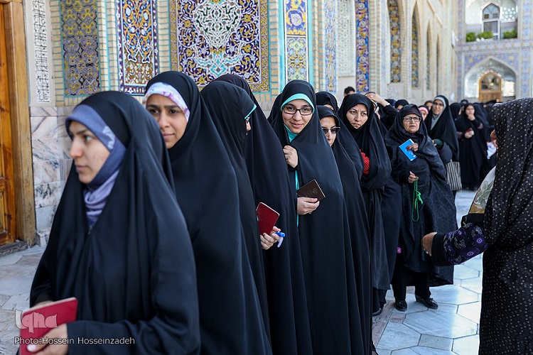 انتخابات//وقتی بازتاب یک حماسه در قاب دوربین نمی‌گنجد/حضور کم‌نظیر مردم هم‌چنان در حال افزایش است