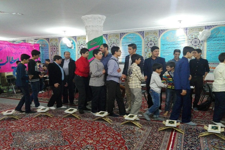 دیدار دانش‌آموزان طرح استعدادهای قرآنی همدان با دانش‌آموزان زنجانی