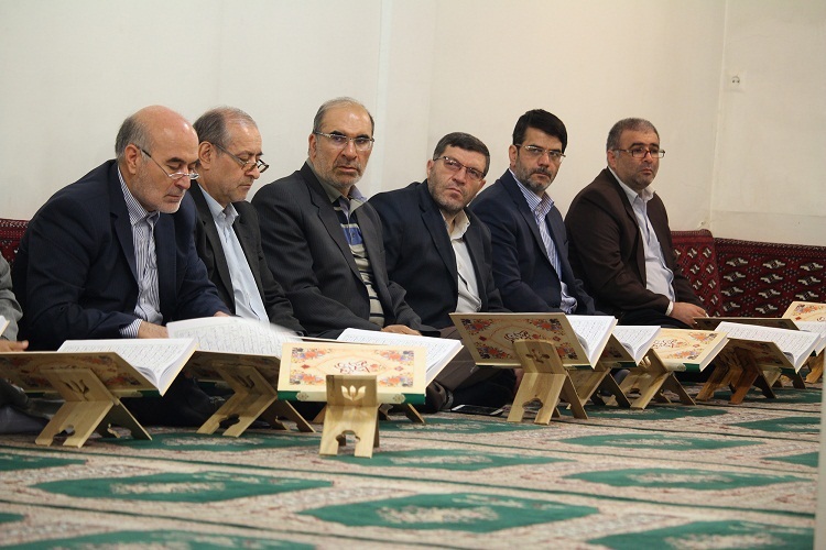 برگزاری جلسه تفسیر قرآن ویژه مدیران آذربایجان‌شرقی+ تصاویر