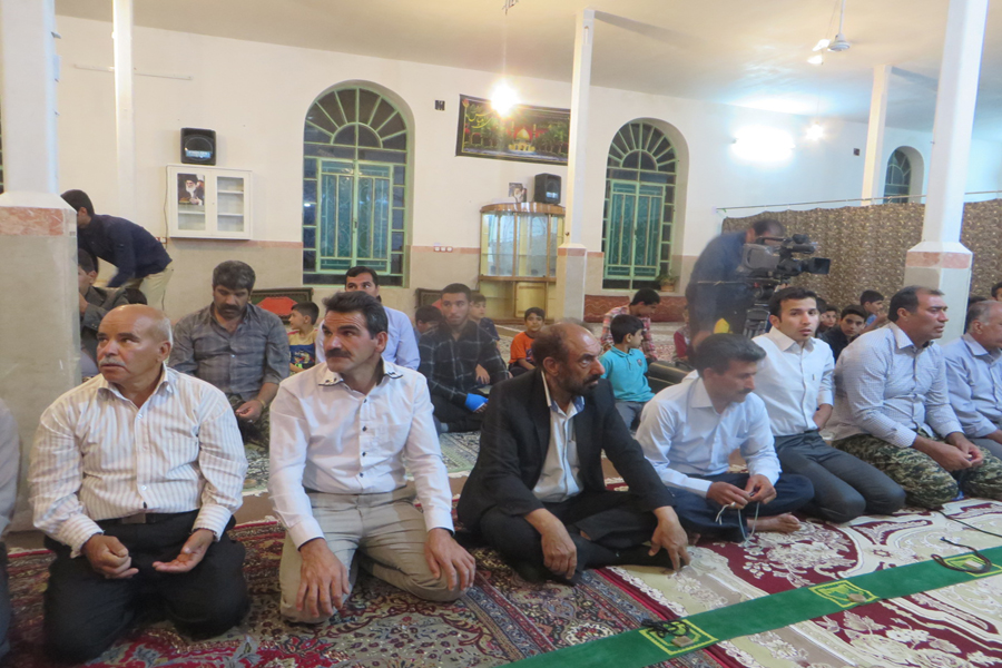 برگزاری برنامه تفسیر قران در مسجد امام رضا(ع) روستای کهریز خرم‌آباد