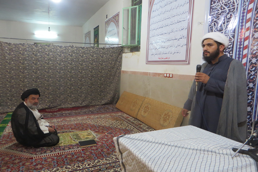 برگزاری برنامه تفسیر قران در مسجد امام رضا(ع) روستای کهریز خرم‌آباد