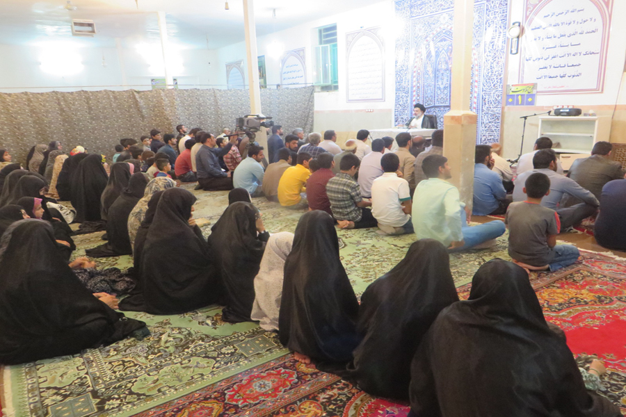 برگزاری برنامه تفسیر قران در مسجد امام رضا(ع) روستای کهریز خرم‌آباد