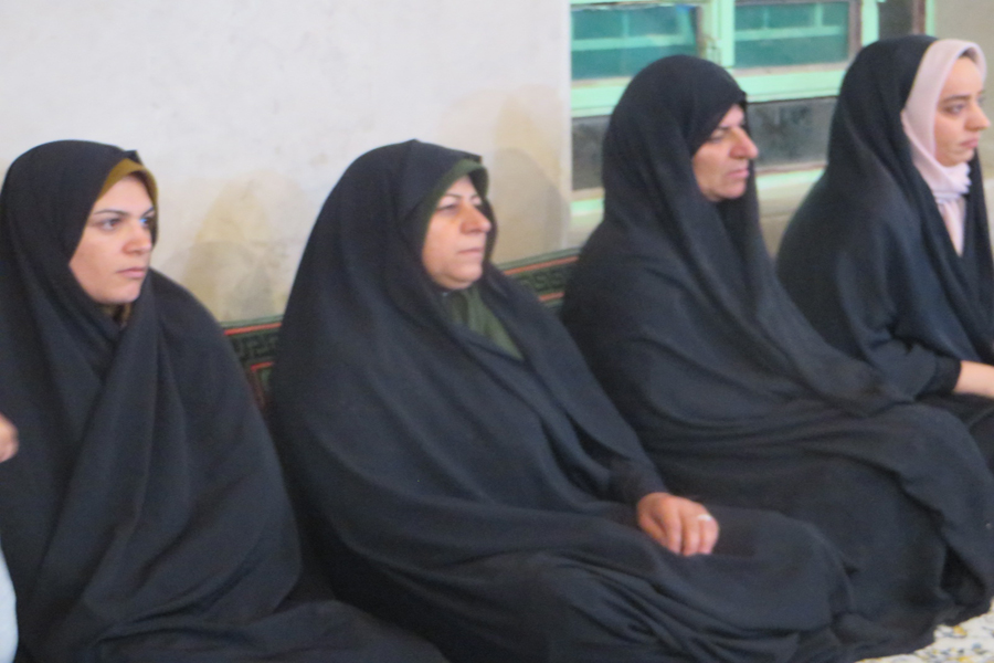 برگزاری برنامه تفسیر قران در مسجد امام رضا(ع) روستای کهریز خرم‌آباد