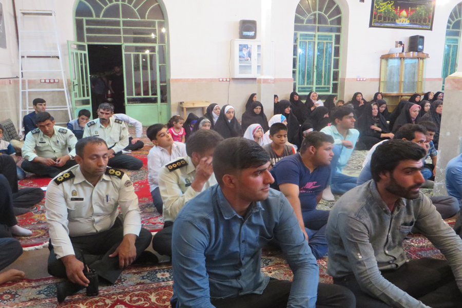 برگزاری برنامه تفسیر قران در مسجد امام رضا(ع) روستای کهریز خرم‌آباد