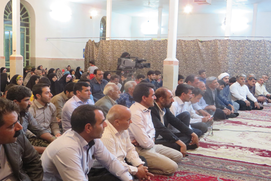 برگزاری برنامه تفسیر قران در مسجد امام رضا(ع) روستای کهریز خرم‌آباد