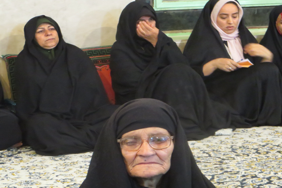 برگزاری برنامه تفسیر قران در مسجد امام رضا(ع) روستای کهریز خرم‌آباد