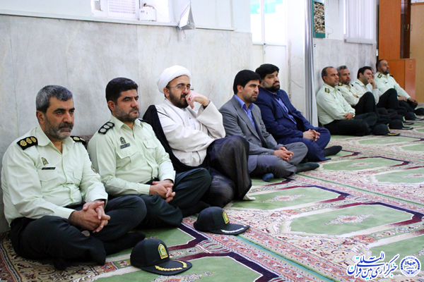 گزارش تصویری/محفل «انس با قرآن» در نیروی انتظامی یزد