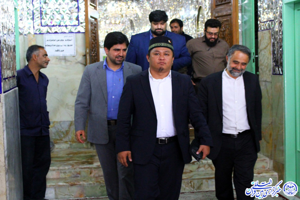 گزارش تصویری/حضور قاری بین‌المللی بر تربت پاک شهید دانش