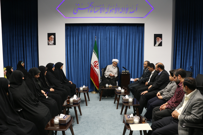 افزایش نخبگان قرآنی امروز، محصول قیام امام خمینی(ره) است+عکس
