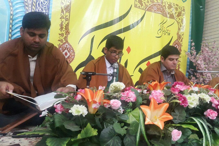 تصاویری از محفل جزء خوانی و تفسیر قرآن در زاهدان