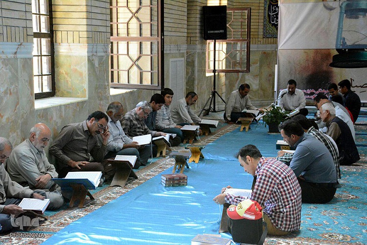 مسجد «القائم» محلات میزبان جزءخوانی روزه‌داران