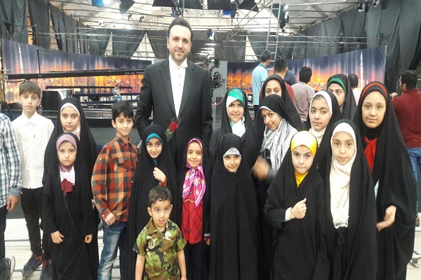حضور 35 حافظ قرآن جامعةالقرآن در برنامه بشارت 1451 شبکه قرآن سیما حضور 35 حافظ قرآن جامعةالقرآن در برنامه بشارت 1451 شبکه قرآن سیما