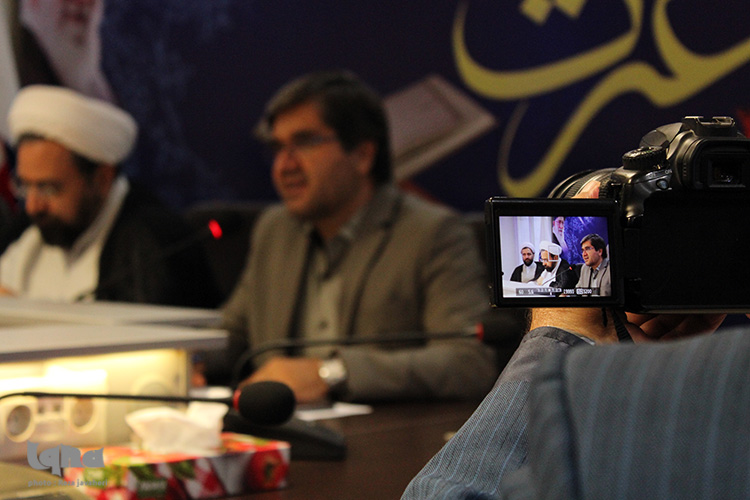 نشست خبری چهاردهمین نمایشگاه قرآن وعترت در اصفهان