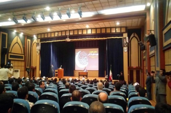 ماجرای برق‌کاری که موفق به حفظ کل قرآن شد