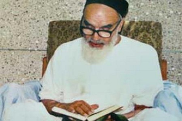 برداشت‌هایی از سیره قرآنی امام خمینی(ره)/ «چشم را برای قرآن خواندن می‌خواهم»