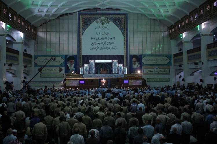 گزارش ایکنا از برگزاری نخستین نماز جمعه تبریز توسط حجتالاسلام آل هاشم گزارش ایکنا از برگزاری نخستین نماز جمعه تبریز توسط حجتالاسلام آل هاشم