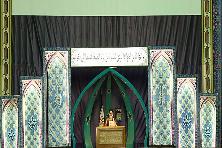 گزارش ایکنا از برگزاری نخستین نماز جمعه تبریز توسط حجتالاسلام آل هاشم گزارش ایکنا از برگزاری نخستین نماز جمعه تبریز توسط حجتالاسلام آل هاشم