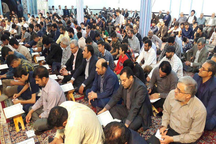 گزارش تصویری برنامه تفسیر قرآن مسجد بعثت خرم‌آباد