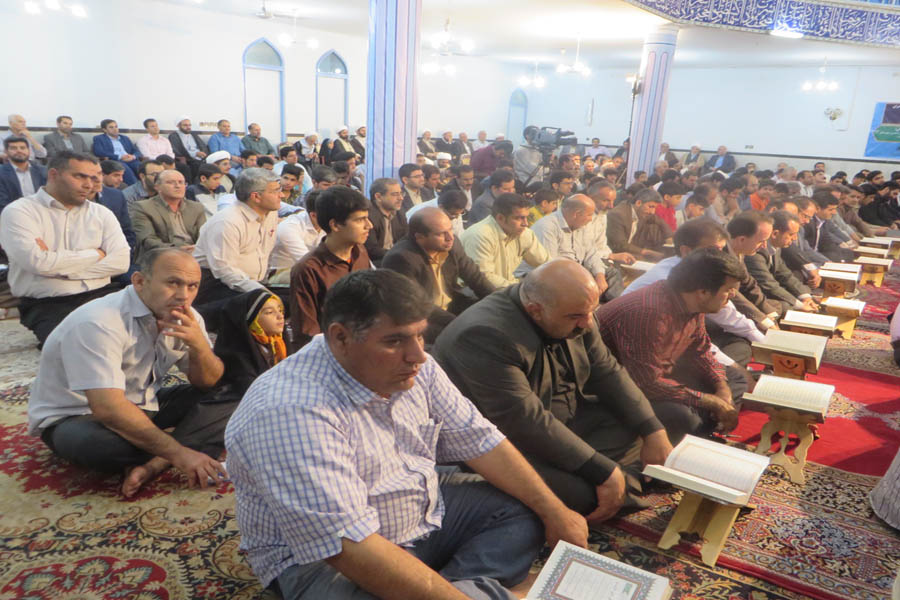 گزارش تصویری برنامه تفسیر قرآن مسجد بعثت خرم‌آباد