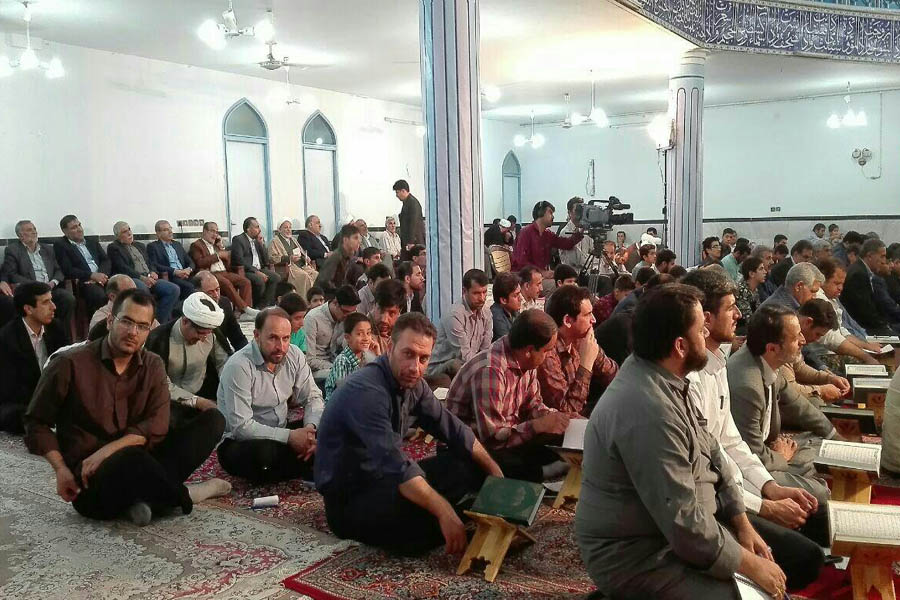 گزارش تصویری برنامه تفسیر قرآن مسجد بعثت خرم‌آباد