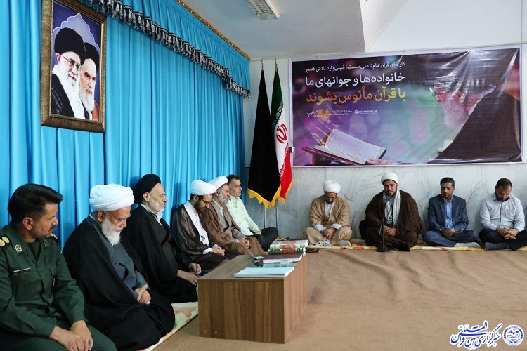 دیدار مسئولان خوسف با نماینده ولی‌فقیه در خراسان‌جنوبی