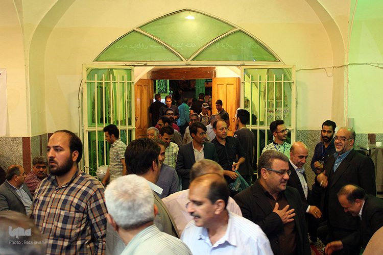 چهارمین سالگرد رحلت آزاد مرد بزرگ حضرت آیت الله سید جلال الدین طاهری در مسجد اعظم حسین آباد اصفهان
