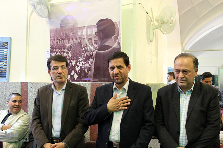 چهارمین سالگرد رحلت آزاد مرد بزرگ حضرت آیت الله سید جلال الدین طاهری در مسجد اعظم حسین آباد اصفهان