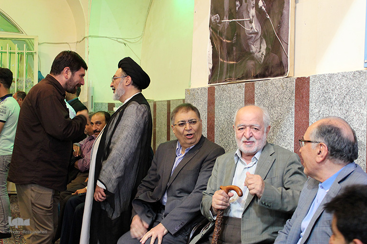 چهارمین سالگرد رحلت آزاد مرد بزرگ حضرت آیت الله سید جلال الدین طاهری در مسجد اعظم حسین آباد اصفهان
