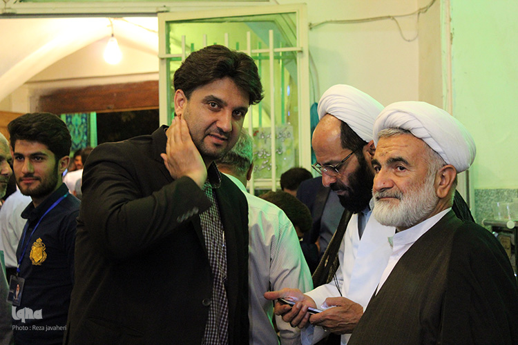 چهارمین سالگرد رحلت آزاد مرد بزرگ حضرت آیت الله سید جلال الدین طاهری در مسجد اعظم حسین آباد اصفهان