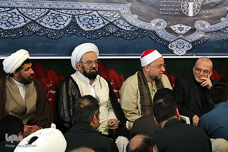 مراسم گرامیداشت ارتحال امام خیمینی (ره) در گلستان شهدای اصفهان با حضور پر شور مردم سلحشور این شهر برگزار شد.