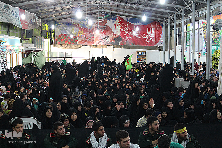 مراسم گرامیداشت ارتحال امام خیمینی (ره) در گلستان شهدای اصفهان با حضور پر شور مردم سلحشور این شهر برگزار شد.