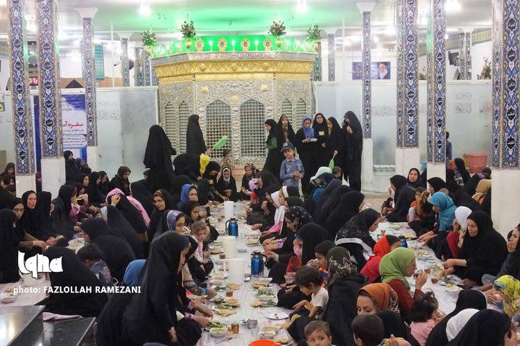 ضیافت افطاری در بقعه متبرکه امامزادگان باقریه بیرجند