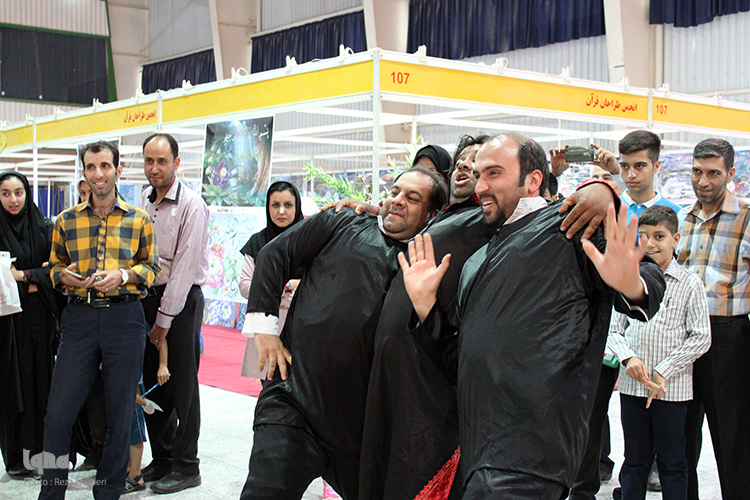 نمایش میدانی برزخی ها در چهاردهمین نمایشگاه قرآن و عترت