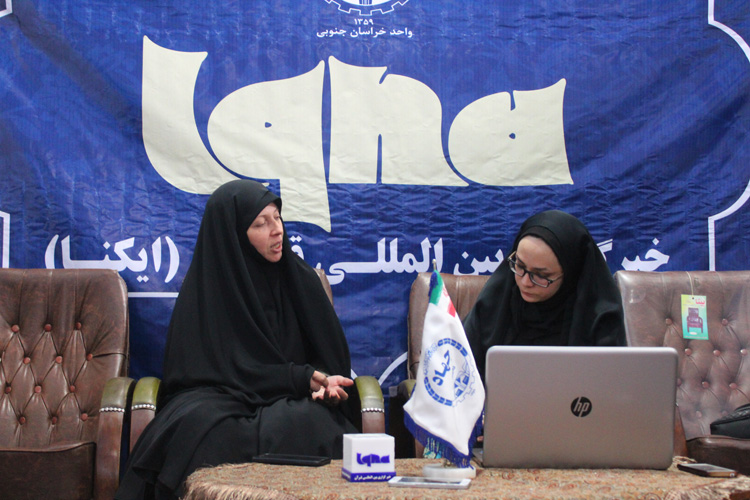 مهمانان غرفه ایکنا در نمایشگاه قرآن خراسان‌جنوبی
