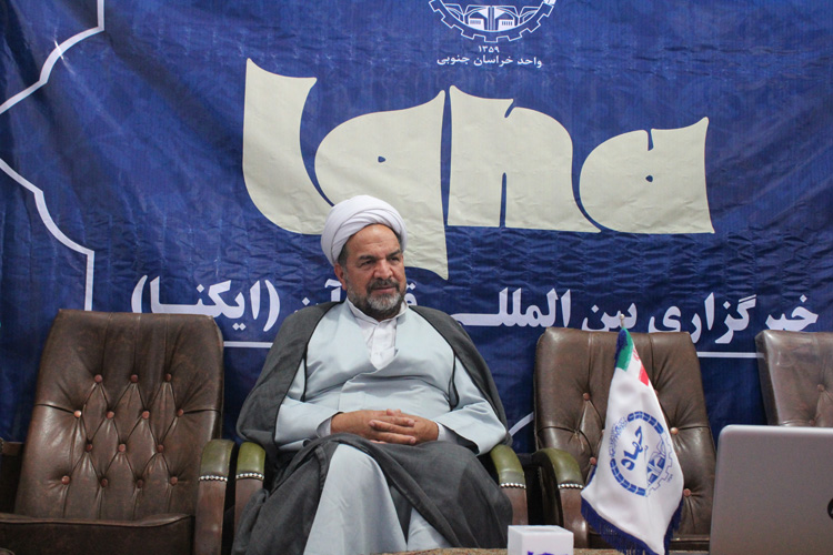 مهمانان غرفه ایکنا در نمایشگاه قرآن خراسان‌جنوبی