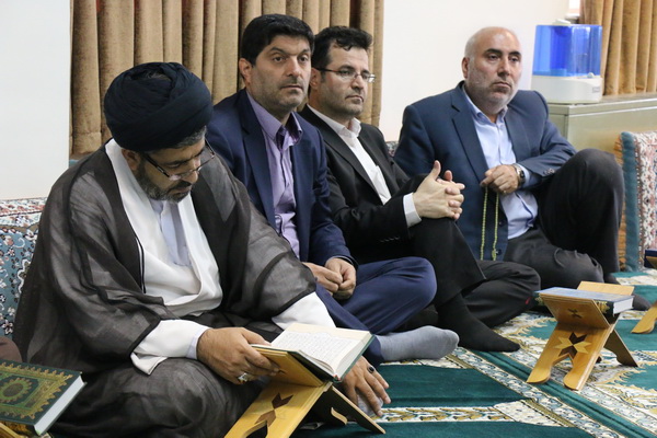 گزارش تصویری محفل انس با قرآن در شرکت گاز مازندران