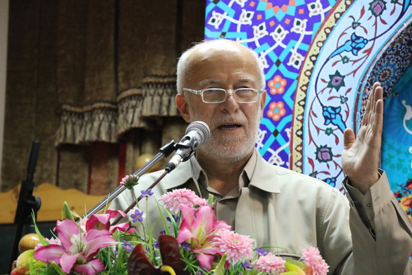 گزارش تصویری محفل انس با قرآن در شرکت گاز مازندران