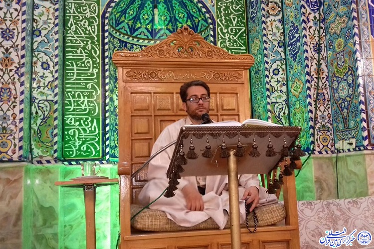 محافل انس با قرآن باحضور دو قاری برجسته کرمانشاهی
