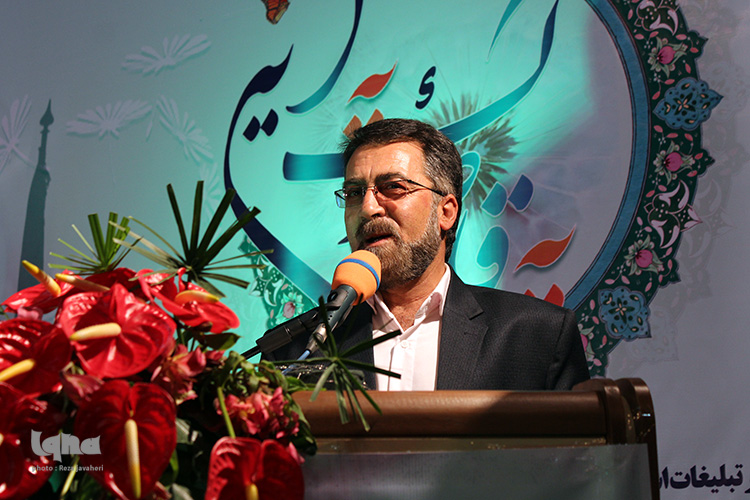 اختتامیه شعر خوانی کودک ونوجوان یک قاصدک آیه در هنرستان هنرهای زیبا برگزار شد.