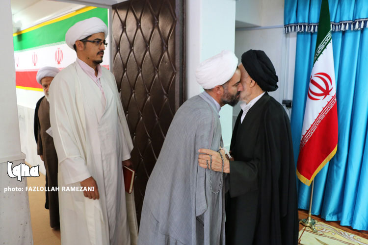 دیدار نماینده ولی‌فقیه در خراسان‌جنوبی با جمعی از فعالان فرهنگی استان