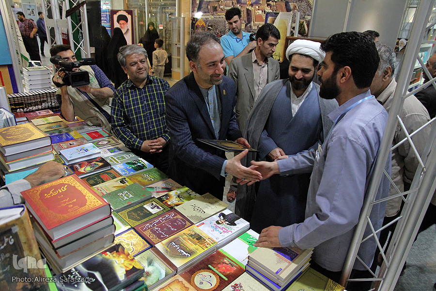 غرفه‌داران برتر دوازدهمین نمایشگاه قرآن مشهد تجلیل شدند