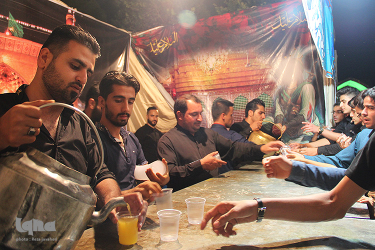 مراسم شب قدر در گلستان شهدا