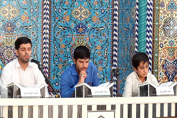 برگزاری طرح «تلاوت و تفسیر نور» در دانشکده علوم قرآنی میبد